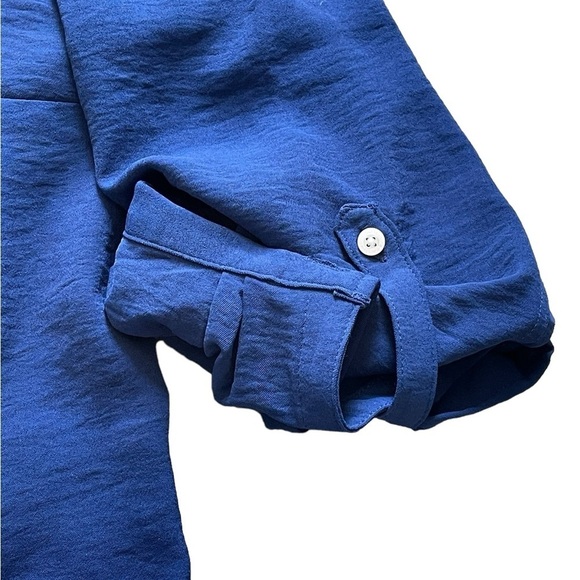 TOMMY HILFIGER
Women's Roll-Tab-Sleeve Button-Down Emblem Shirt - Picture 6 of 15